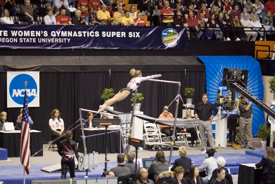 06NCAA2F2K_1077